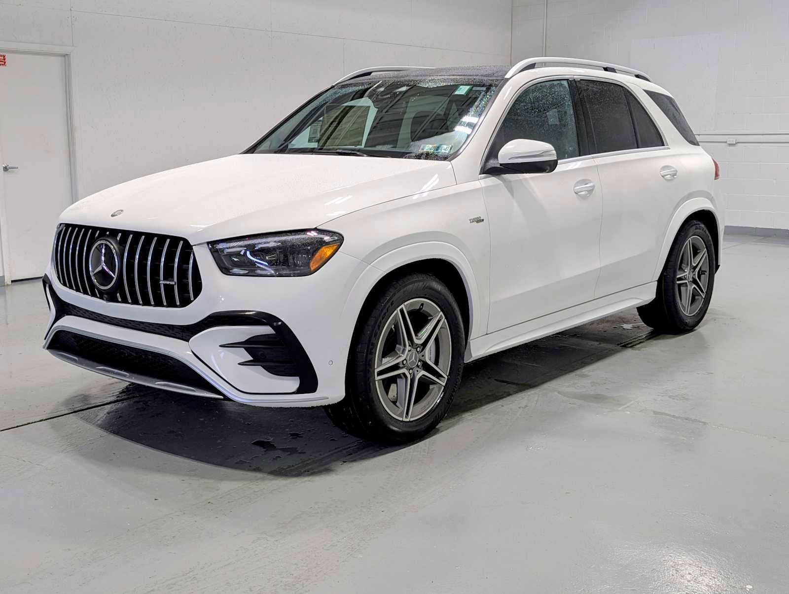 New 2026 Mercedes-Benz GLE 53 AMG 4MATIC image 1