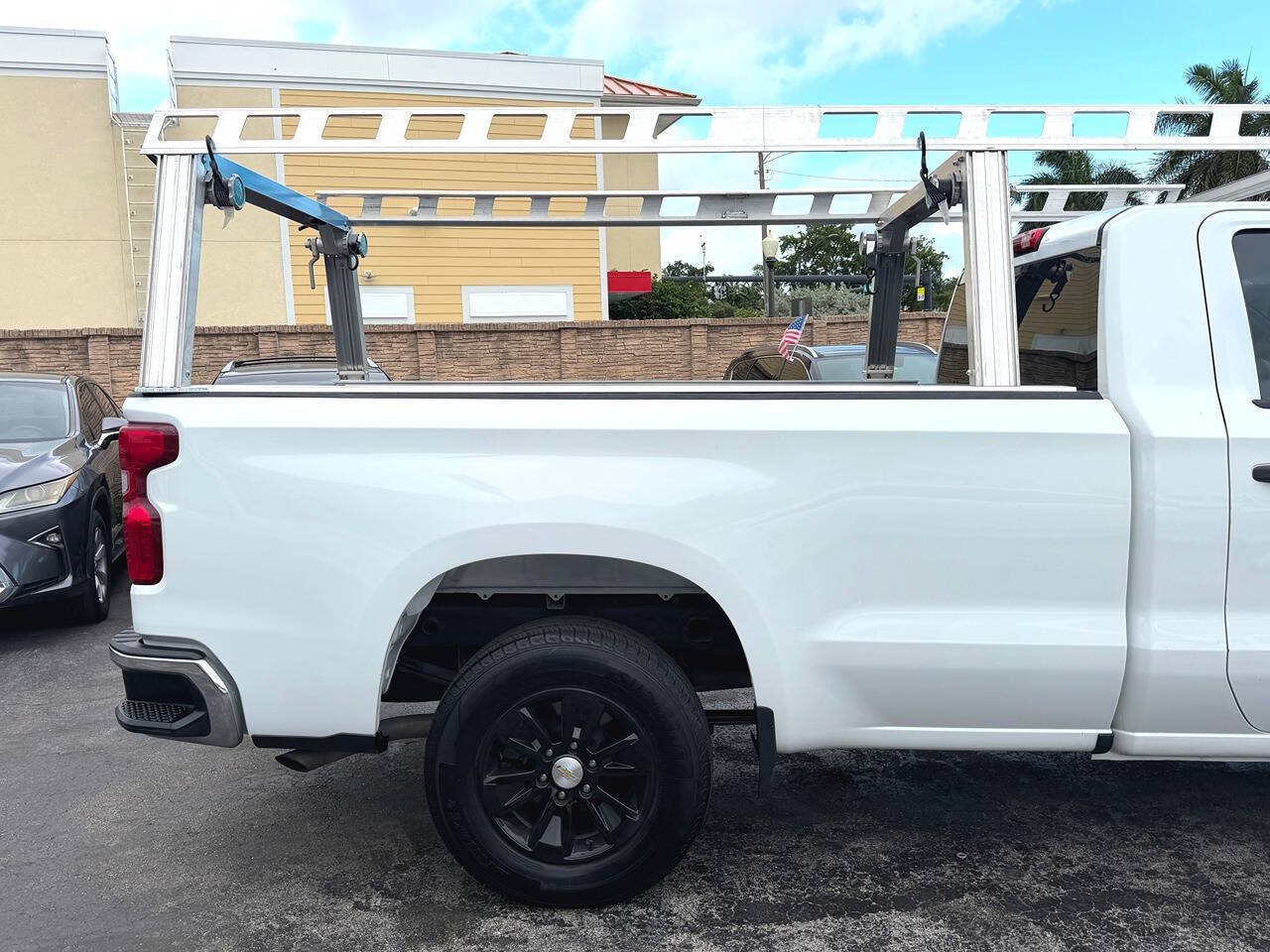 Used 2022 Chevrolet Silverado 1500 W/T RWD image 15