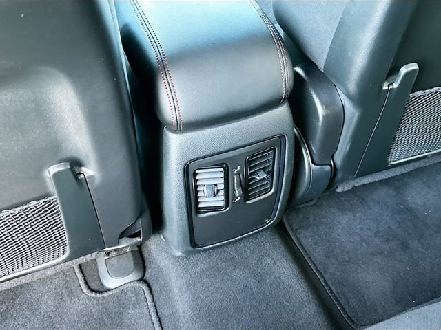 Used 2023 Dodge Durango GT image 24