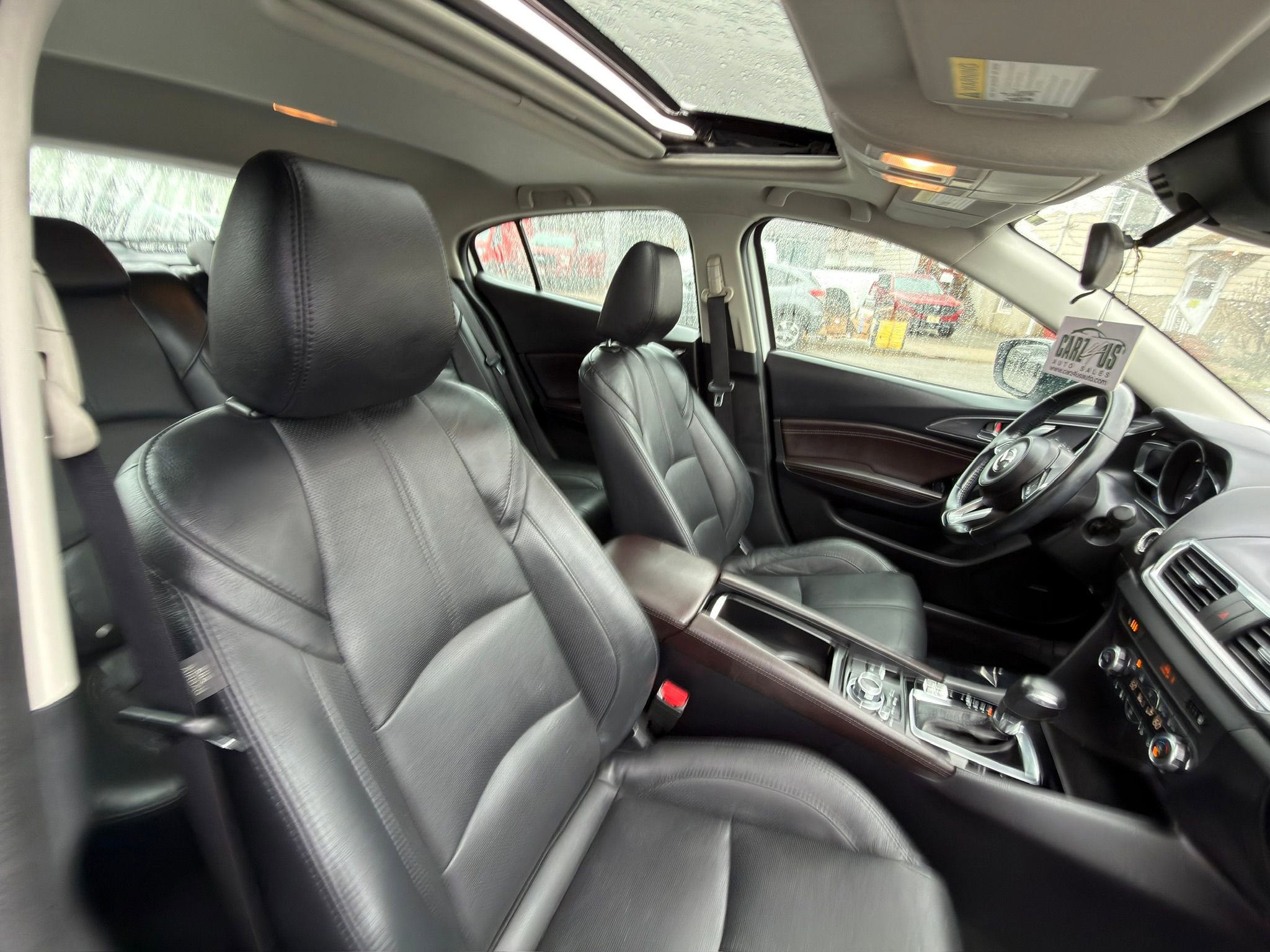 Used 2018 MAZDA MAZDA3 Grand Touring FWD image 31