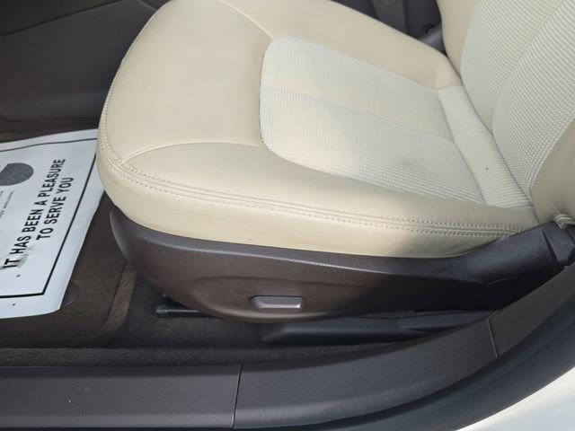 Used 2014 Buick Verano Convenience FWD image 27