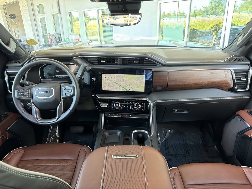 Certified 2024 GMC Sierra 3500 Denali Ultimate AWD/4WD image 22
