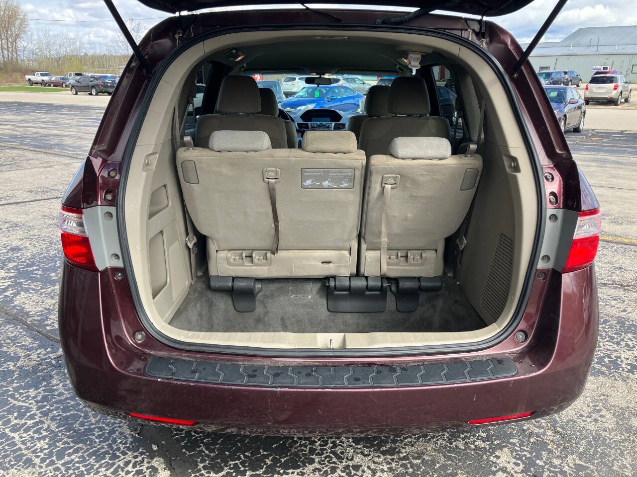 Used 2011 Honda Odyssey LX image 20