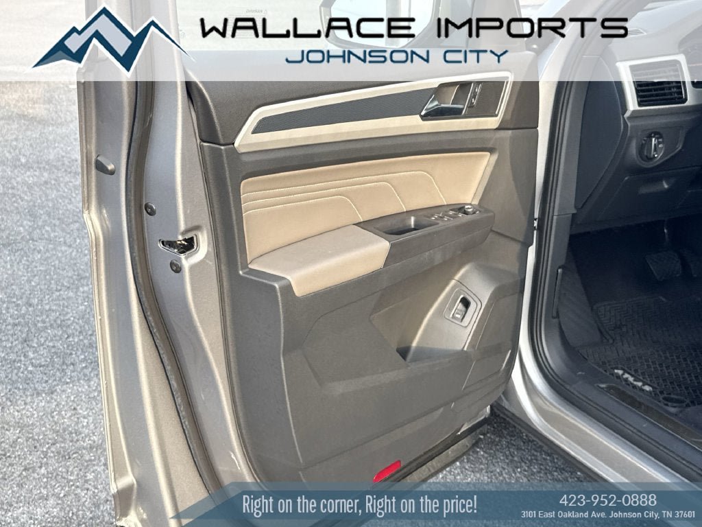 Used 2022 Volkswagen Atlas Cross Sport SEL AWD/4WD image 13