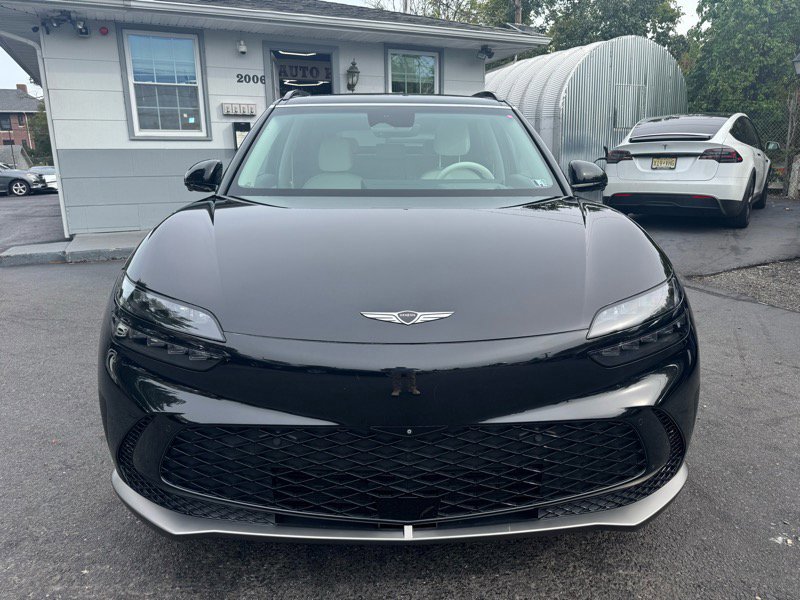 Used 2024 Genesis GV60 Advanced image 2
