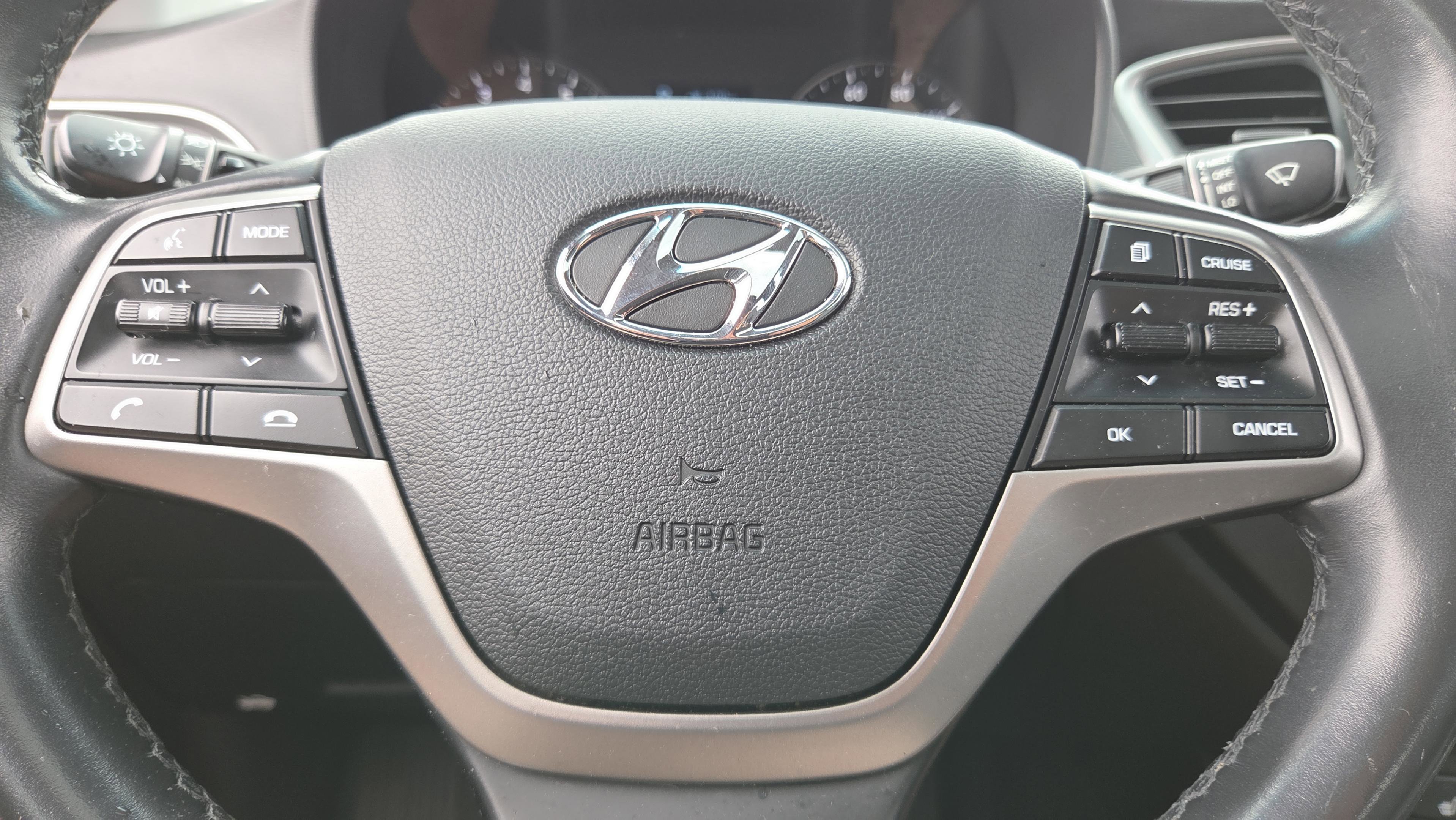 Used 2018 Hyundai Accent Limited image 32