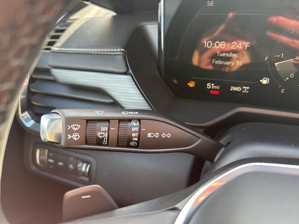 New 2025 GMC Acadia Elevation AWD/4WD image 27