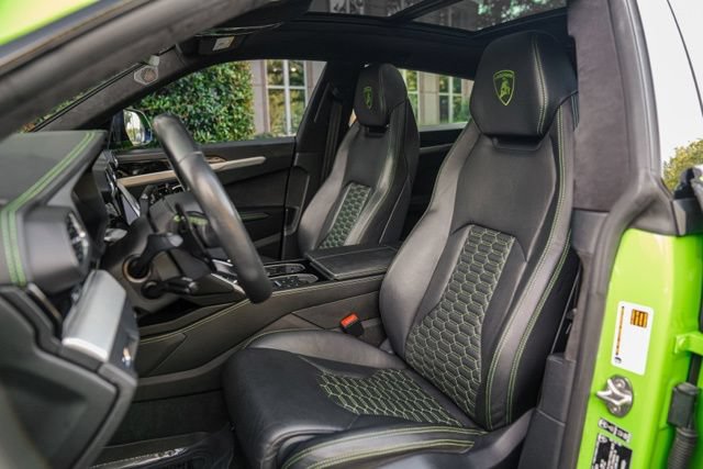 Used 2021 Lamborghini Urus AWD/4WD image 50