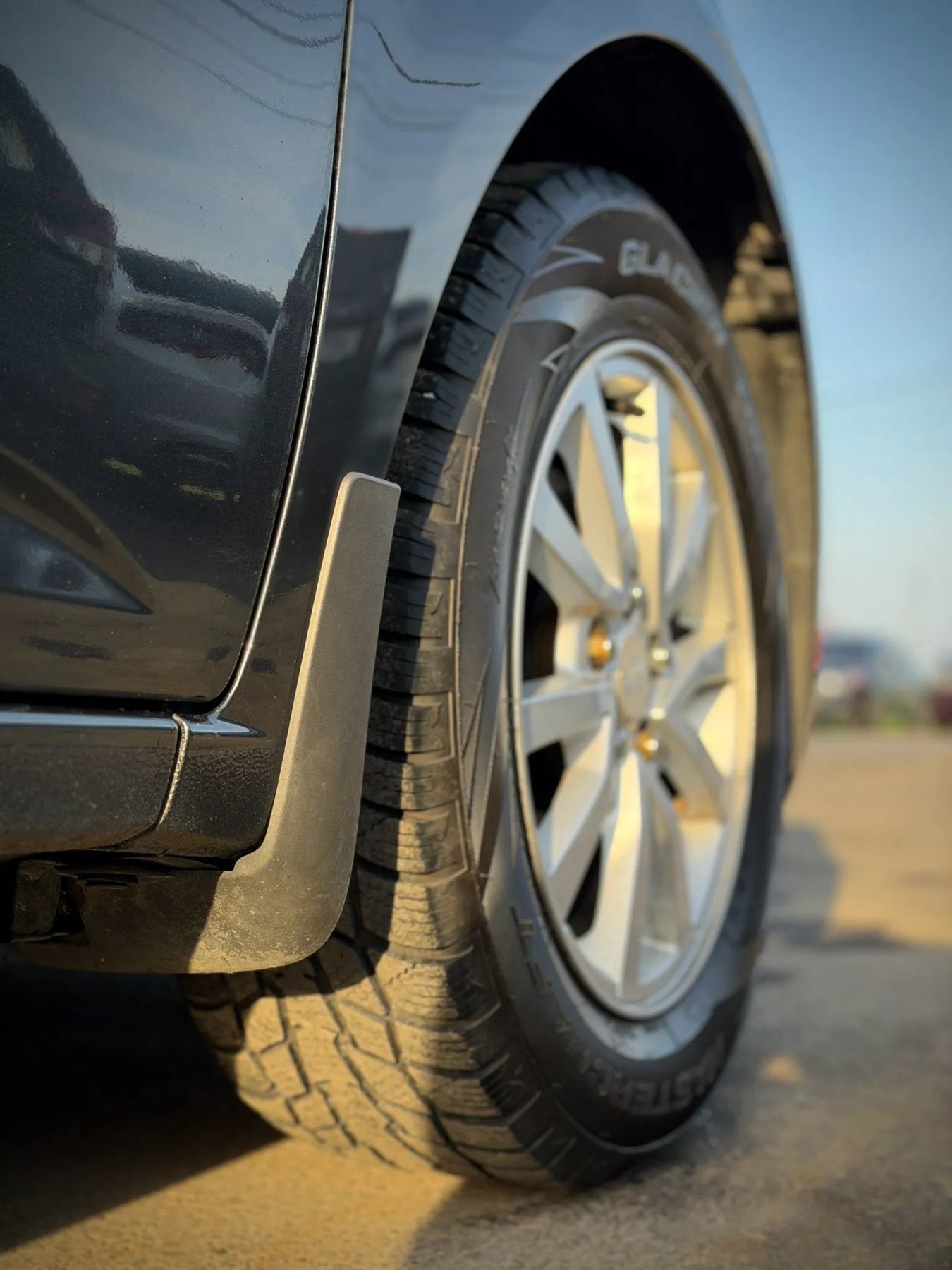 Used 2017 Chevrolet Sonic LT image 23