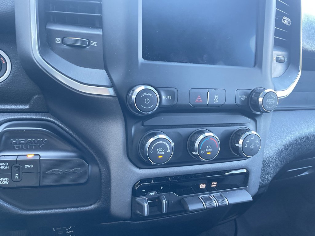 Used 2022 RAM 2500 Big Horn AWD/4WD image 16