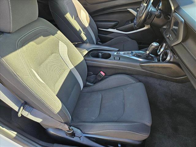 Used 2018 Chevrolet Camaro LT RWD image 18