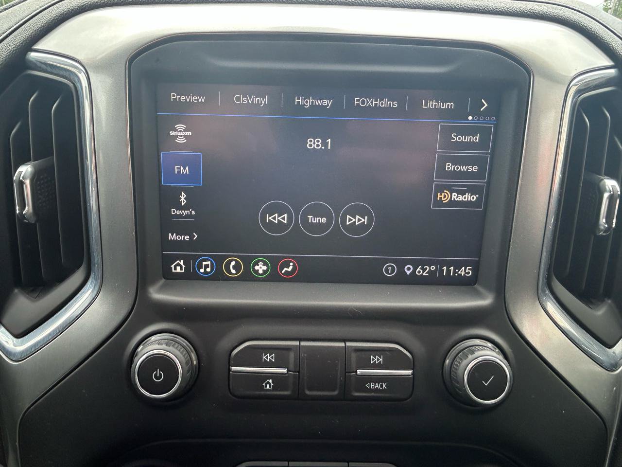 Used 2020 Chevrolet Silverado 1500 LTZ AWD/4WD image 21
