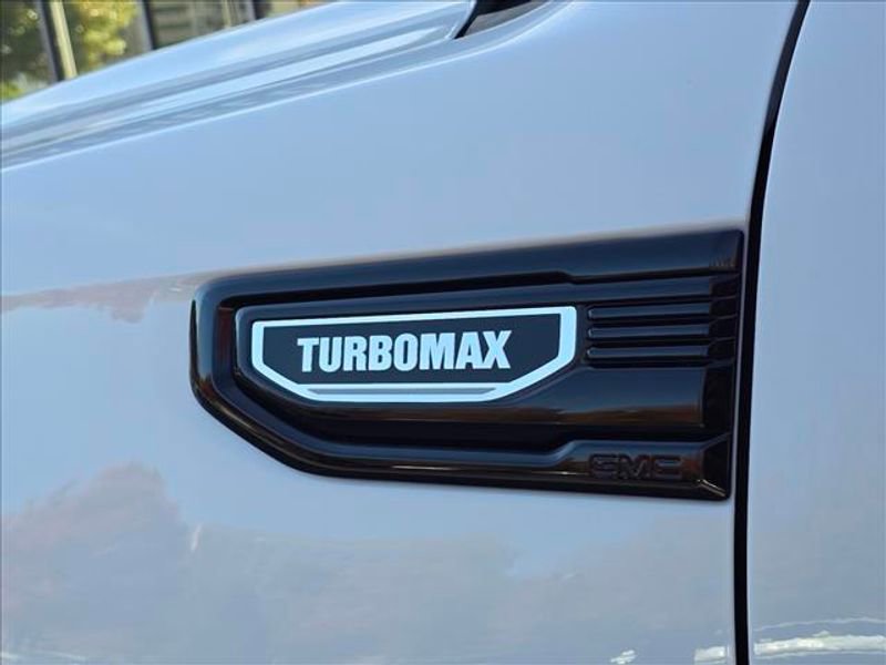 New 2026 GMC Sierra 1500 Pro w/ Graphite Edition image 9