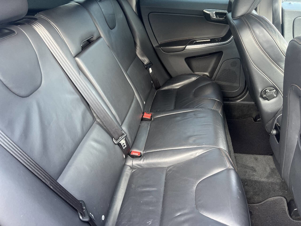 Used 2014 Volvo XC60 T6 image 13