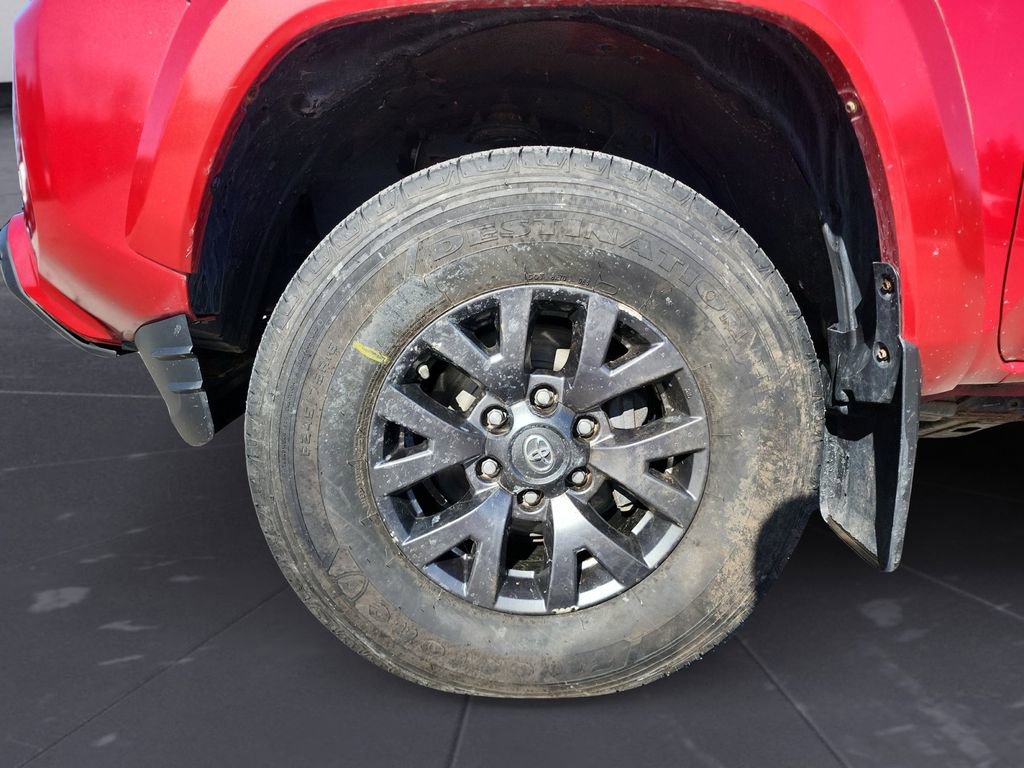 Used 2020 Toyota Tacoma SR5 image 14