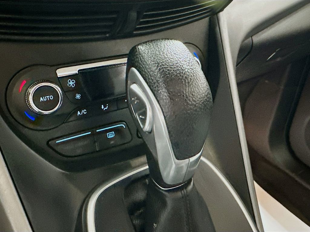 Used 2014 Ford Escape SE w/ Equipment Group 201A image 16