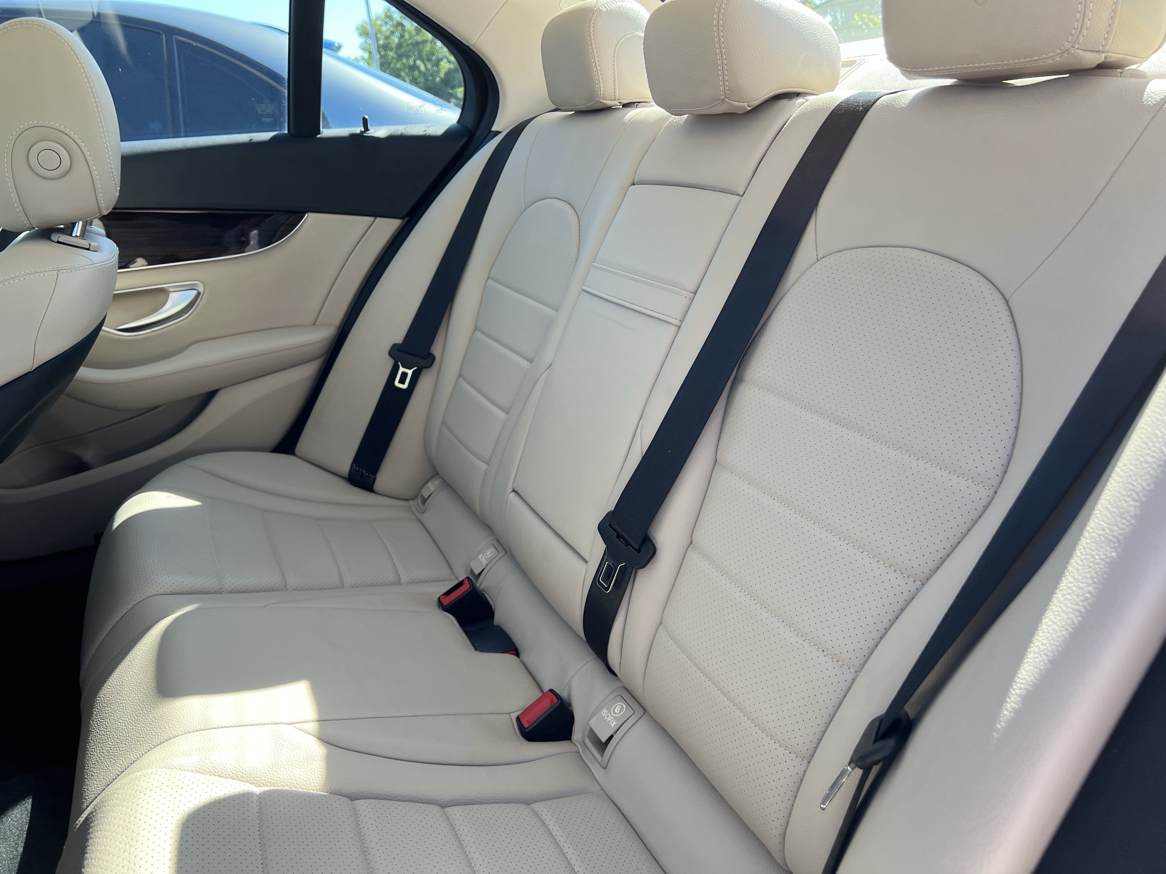 Used 2017 Mercedes-Benz C 300 4MATIC Sedan image 34