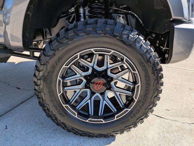 New 2026 Ford F250 Lariat w/ Black Appearance Package image 11