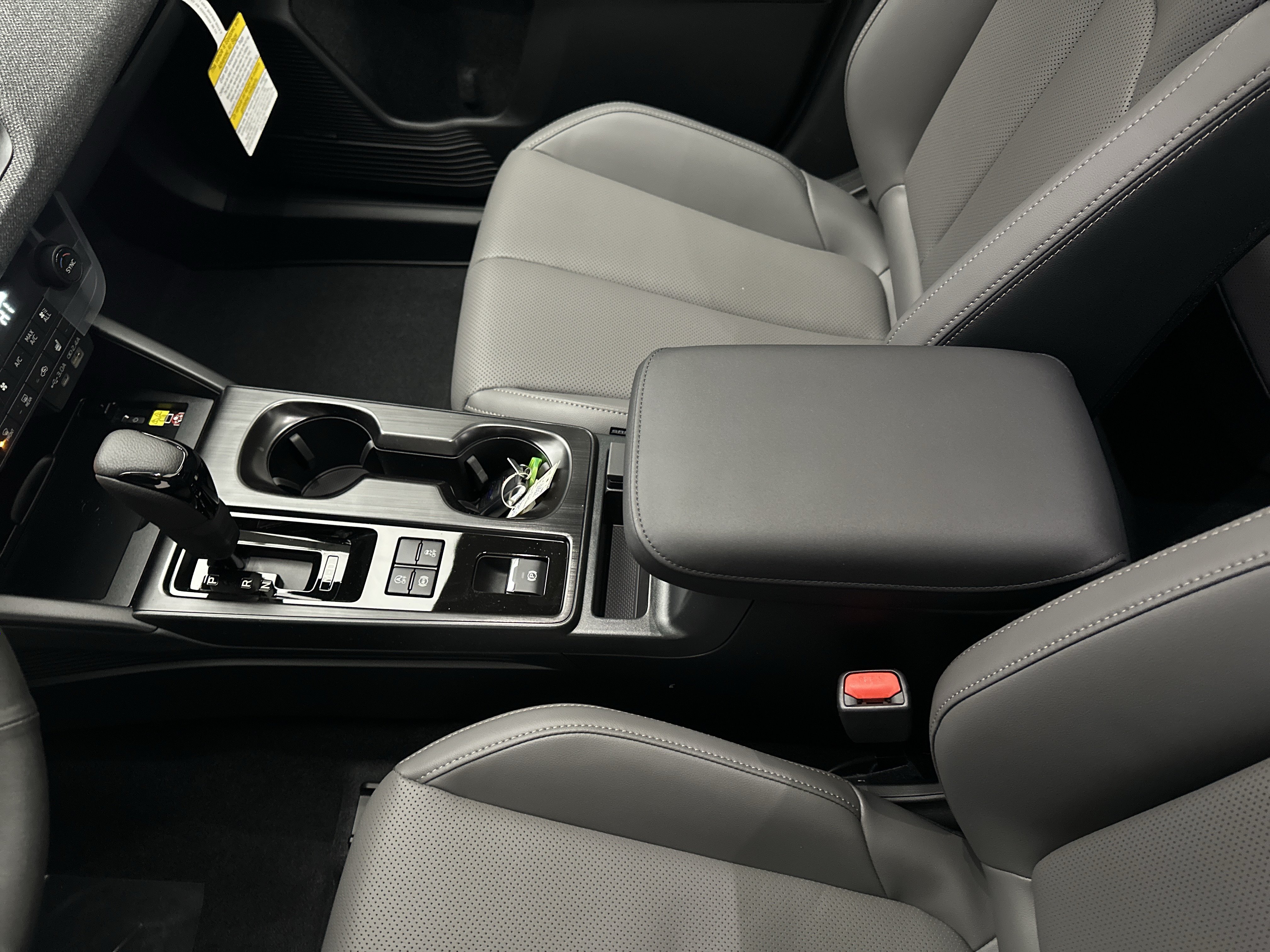 New 2026 Subaru Outback Limited AWD/4WD image 37