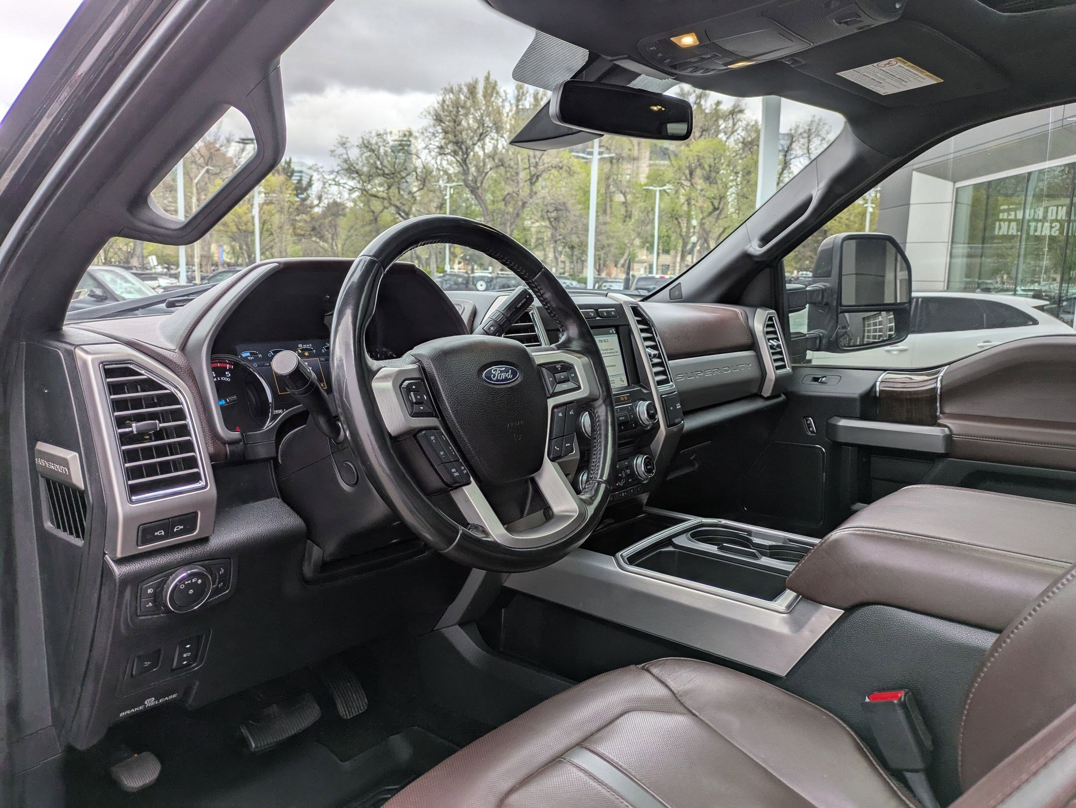 Used 2017 Ford F350 Platinum w/ Platinum Ultimate Package image 14