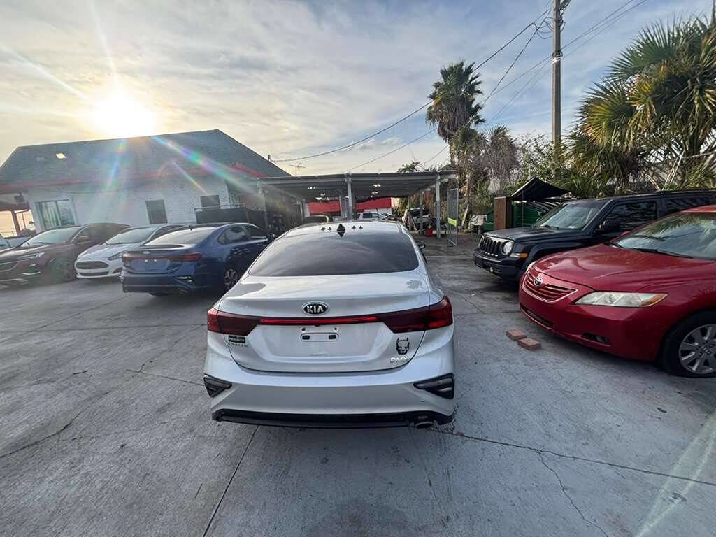 Used 2021 Kia Forte LXS image 5