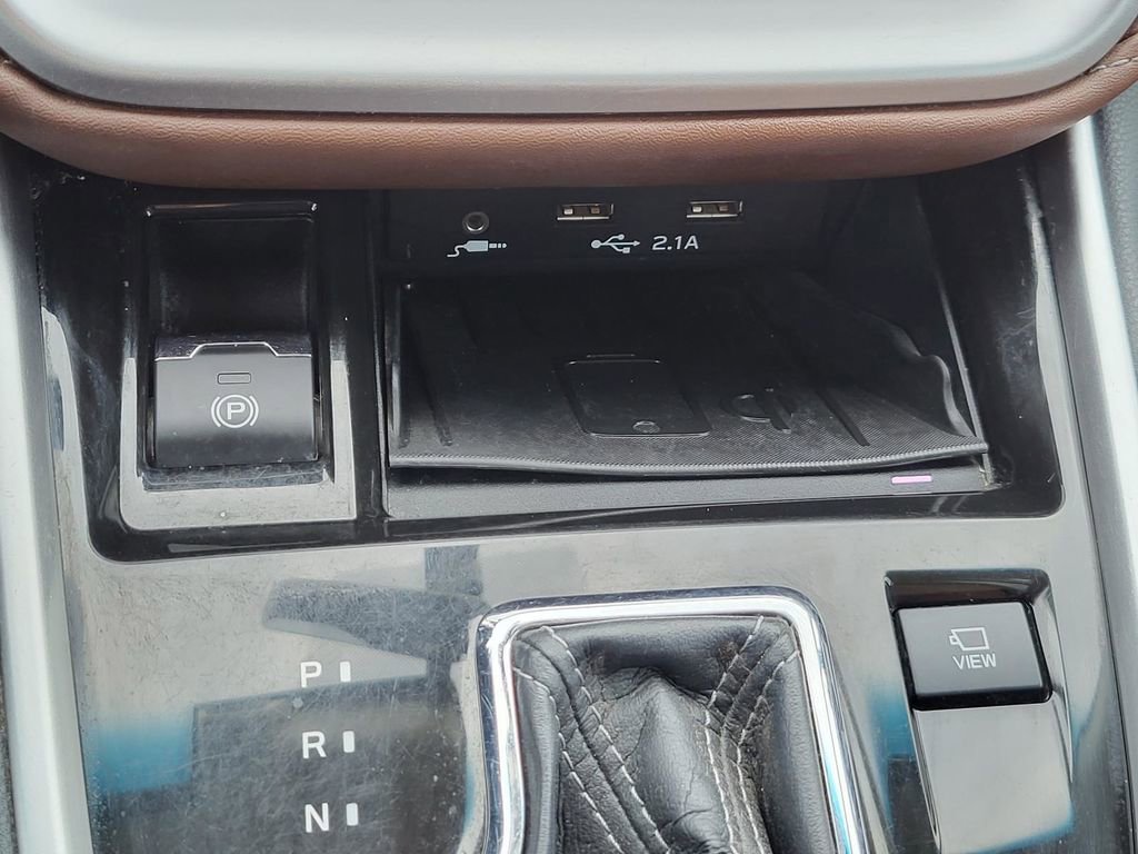 Used 2021 Subaru Outback Touring XT image 28