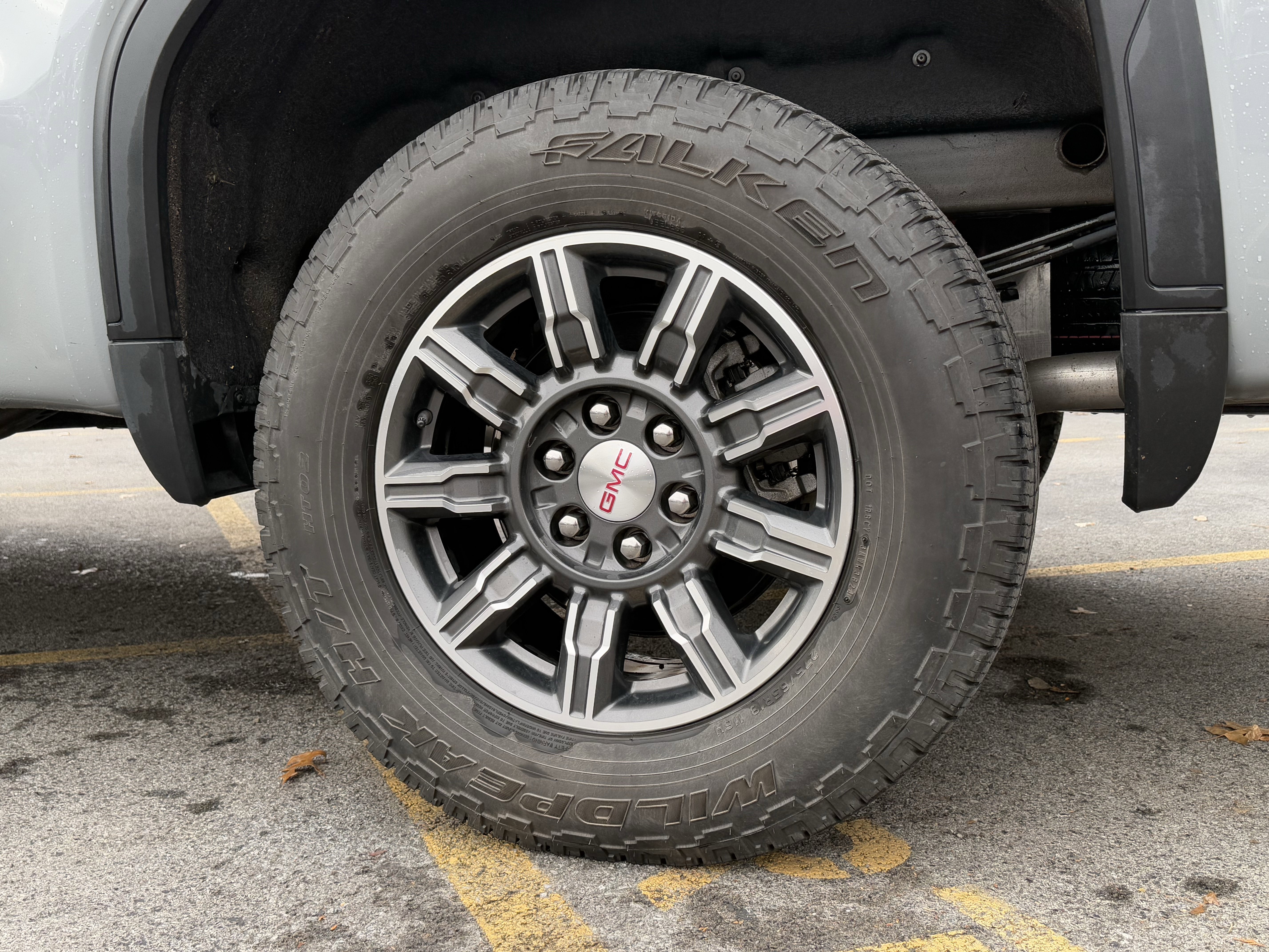 Used 2024 GMC Sierra 1500 AT4 w/ AT4 Premium Package image 11