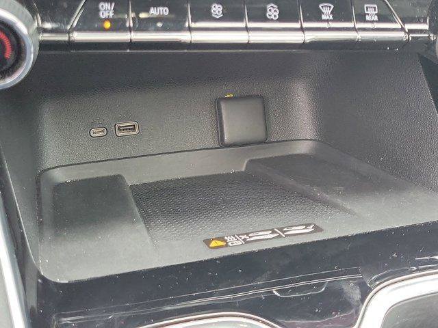 Used 2024 Chevrolet Traverse Z71 w/ Enhanced Driving Package image 31