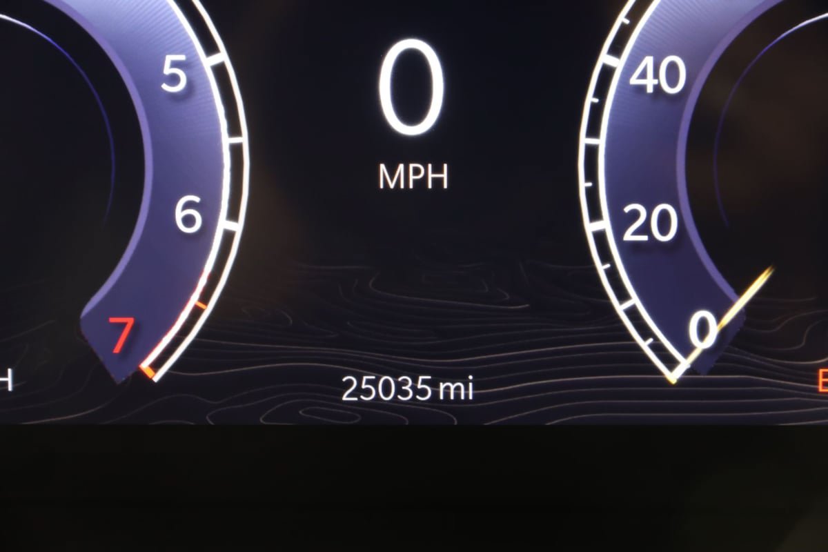 Used 2024 Jeep Grand Cherokee L Altitude AWD/4WD image 35