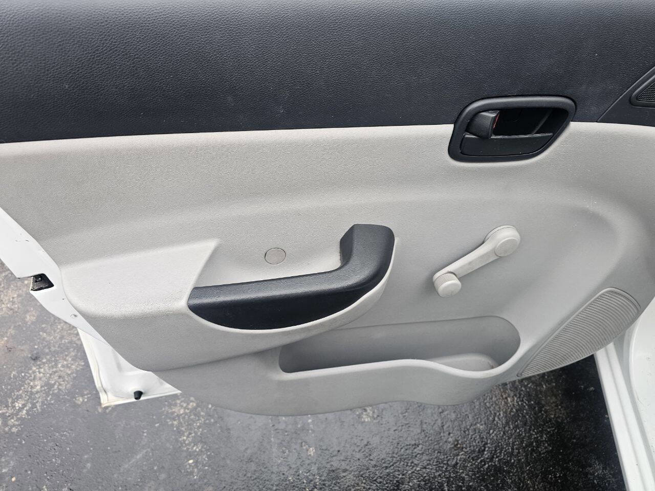 Used 2007 Hyundai Accent GLS image 12