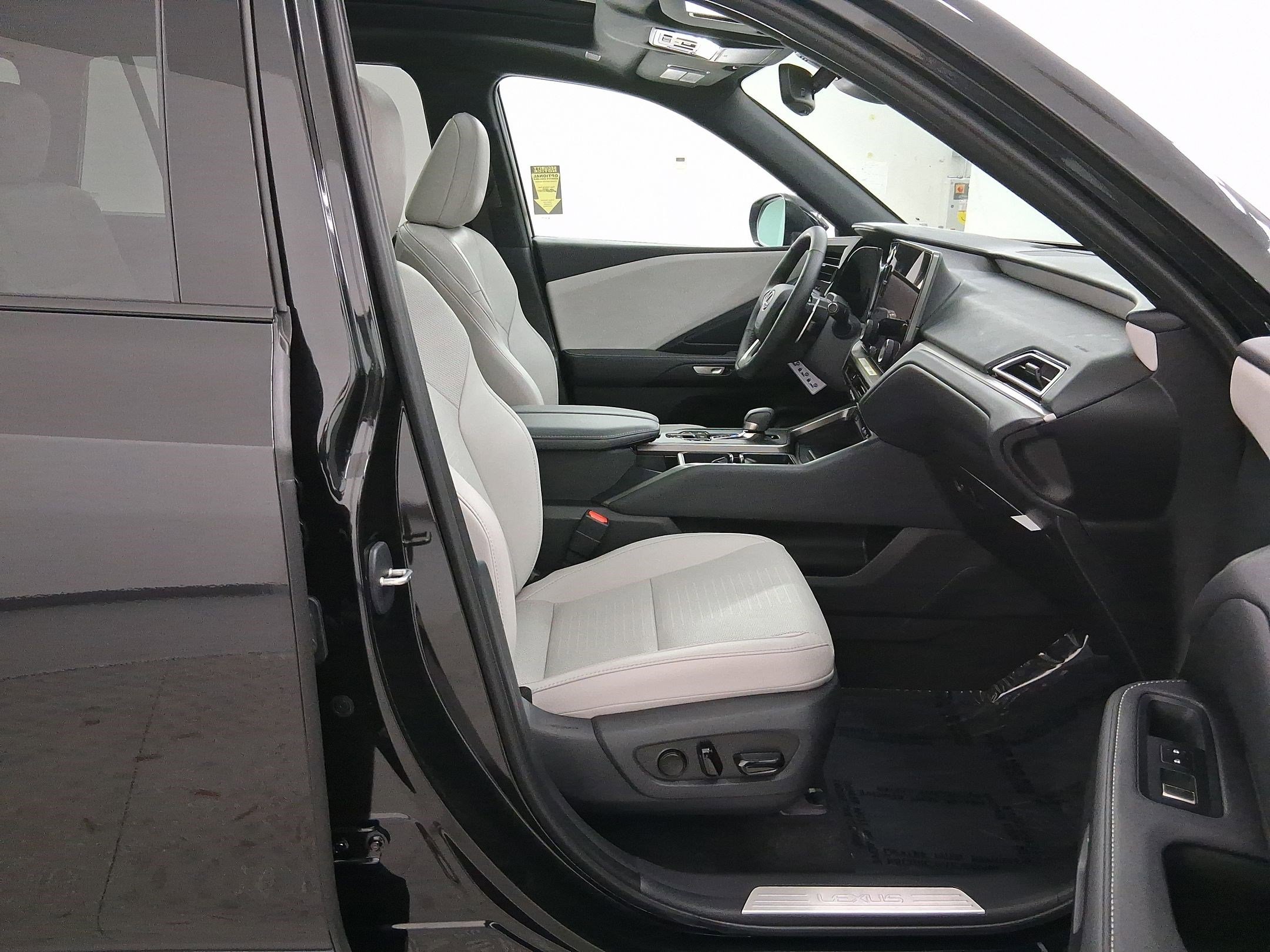 New 2026 Lexus TX 350 AWD image 29