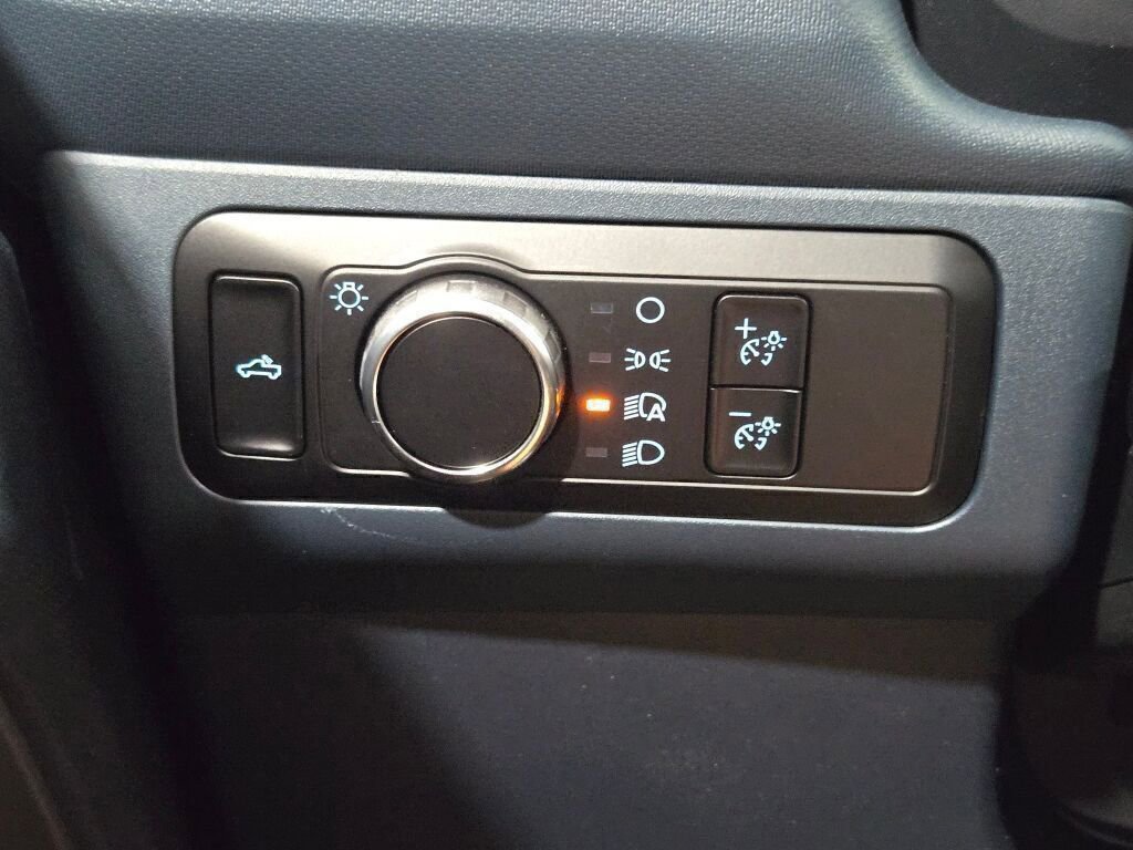 New 2025 Ford Maverick XLT w/ XLT Luxury Package image 30