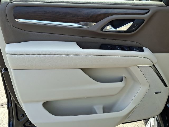 Used 2024 GMC Yukon XL Denali image 12