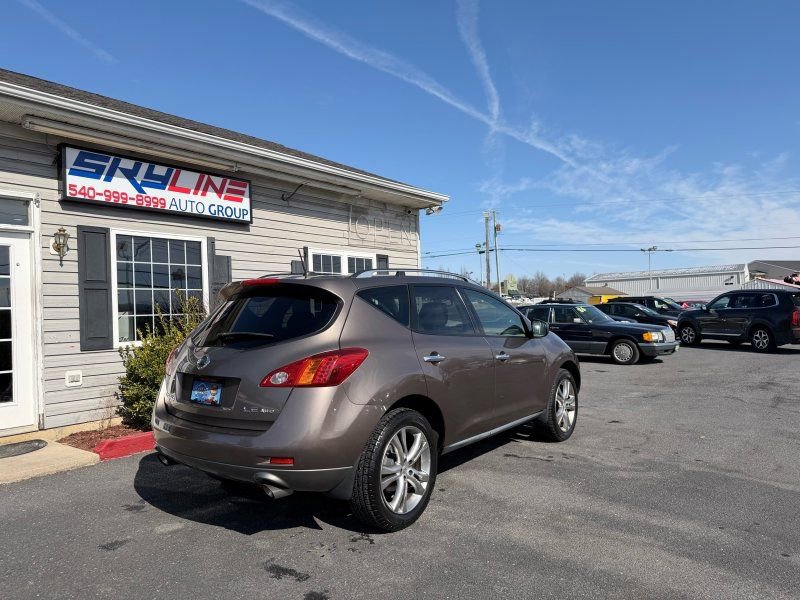 Used 2010 Nissan Murano LE w/ Navigation Pkg image 5