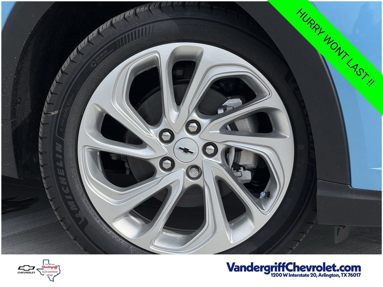 New 2027 Chevrolet Bolt LT w/ Comfort Package FWD image 9
