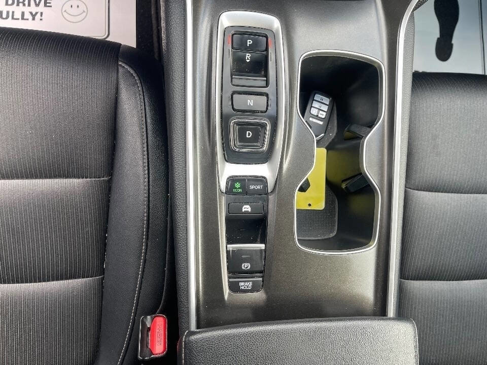 Used 2022 Honda Accord Sport image 14
