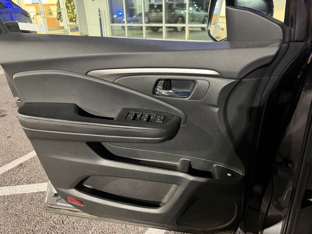 Used 2019 Honda Ridgeline RTL image 15