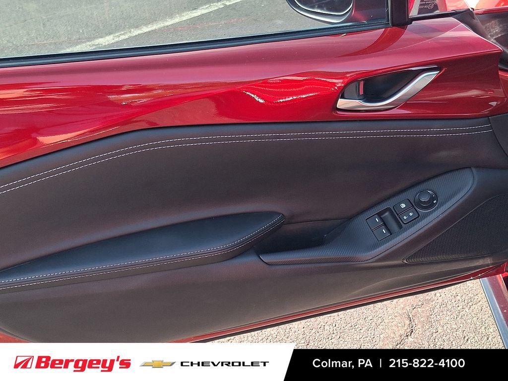 Used 2025 MAZDA MX-5 Miata Grand Touring w/ Appearance Package RWD image 18
