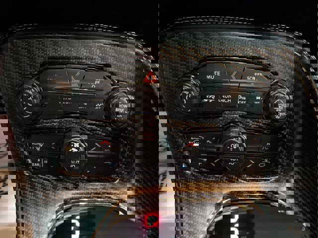 Used 2020 Dodge Challenger SRT Hellcat image 17