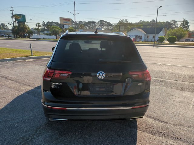 Used 2020 Volkswagen Tiguan SEL w/ Tiguan Three-Row MDO Package image 7