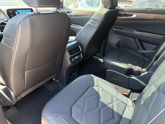 New 2026 Volkswagen Atlas SE FWD image 9