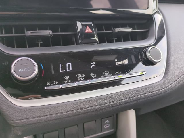 Used 2023 Toyota Corolla Cross AWD Hybrid image 27