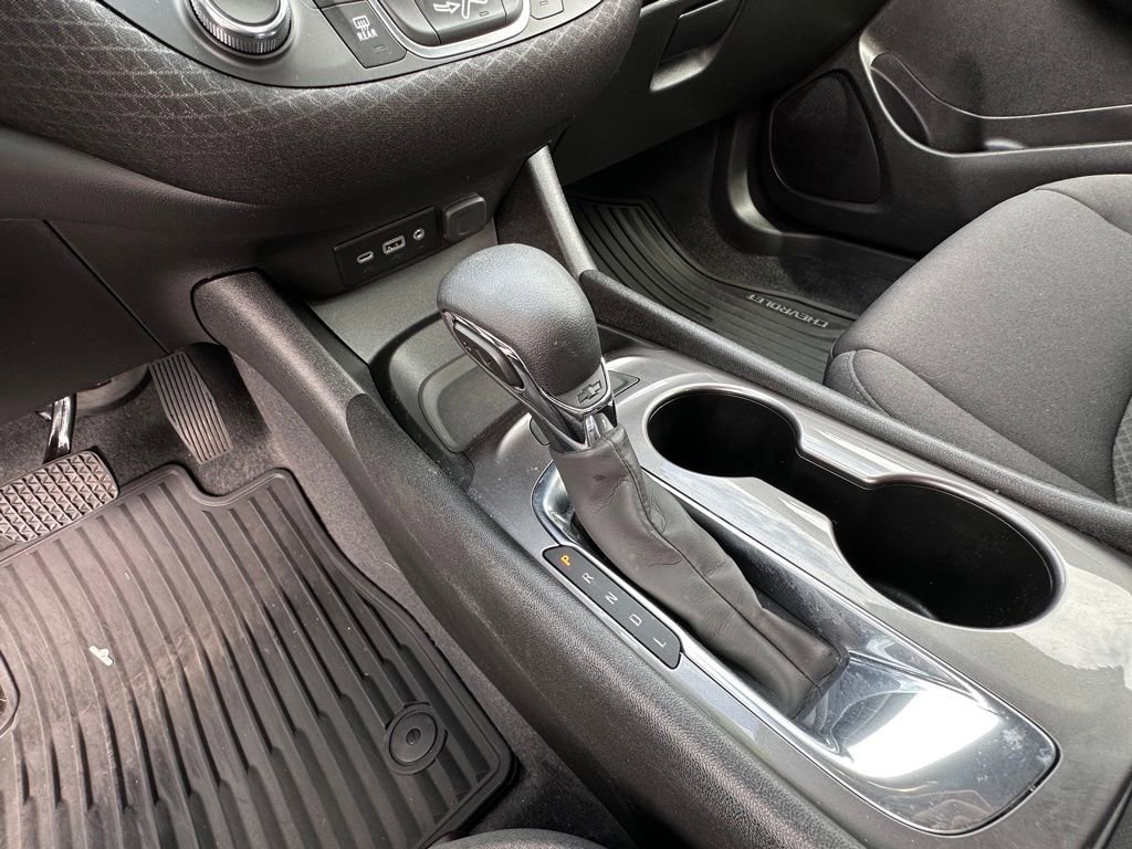 Used 2022 Chevrolet Malibu LS image 33