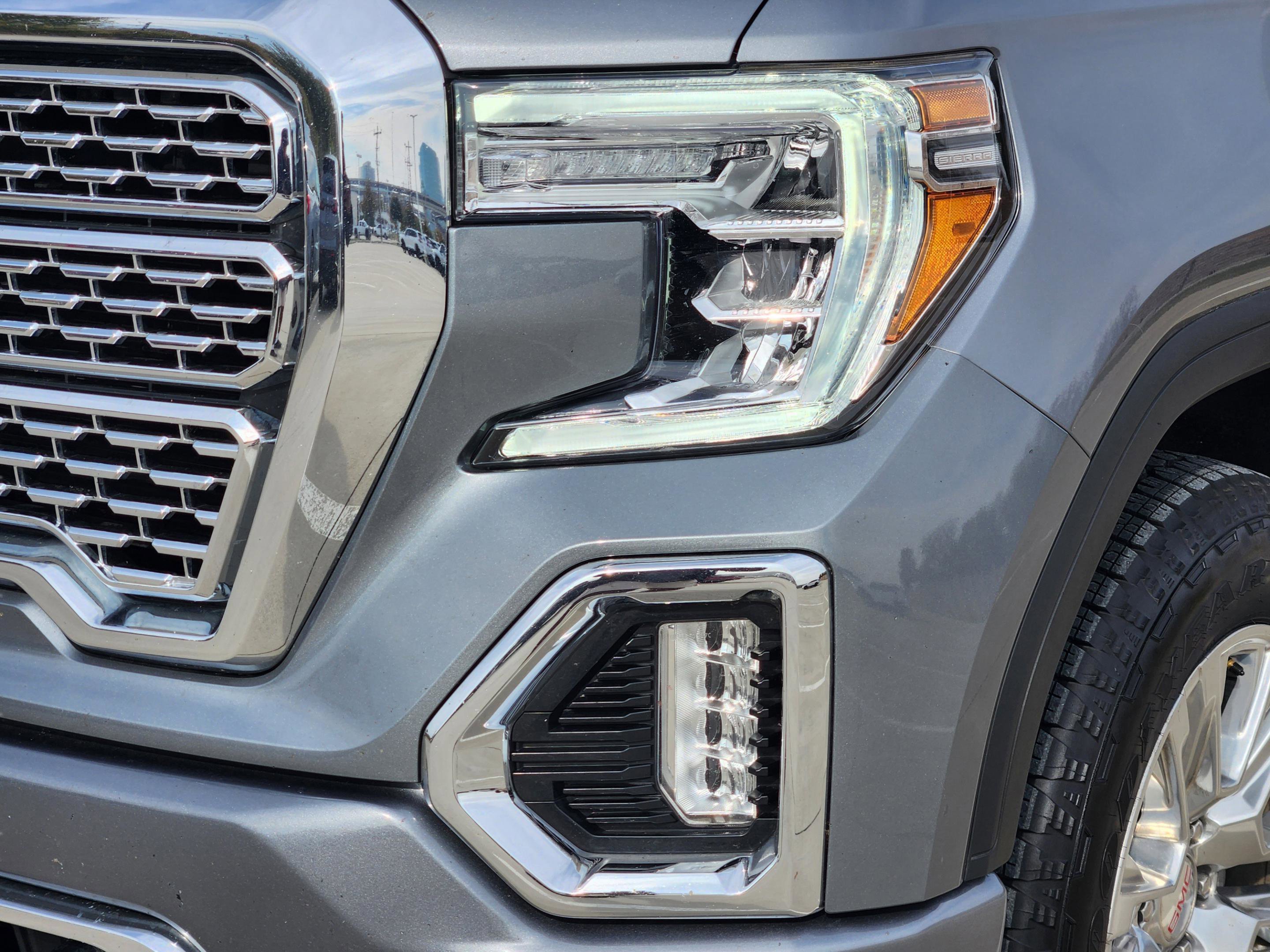 Used 2022 GMC Sierra 1500 Denali w/ Driver Alert Package II image 9