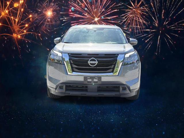 Certified 2025 Nissan Pathfinder SV FWD image 30