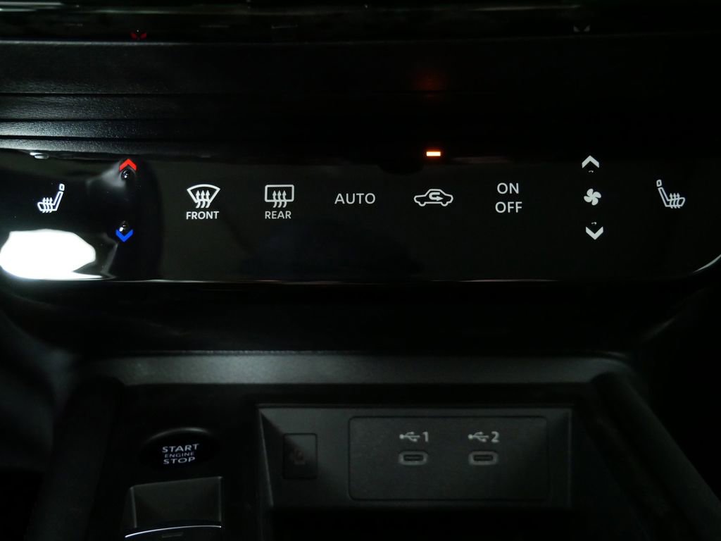 New 2026 Nissan Kicks SR image 30