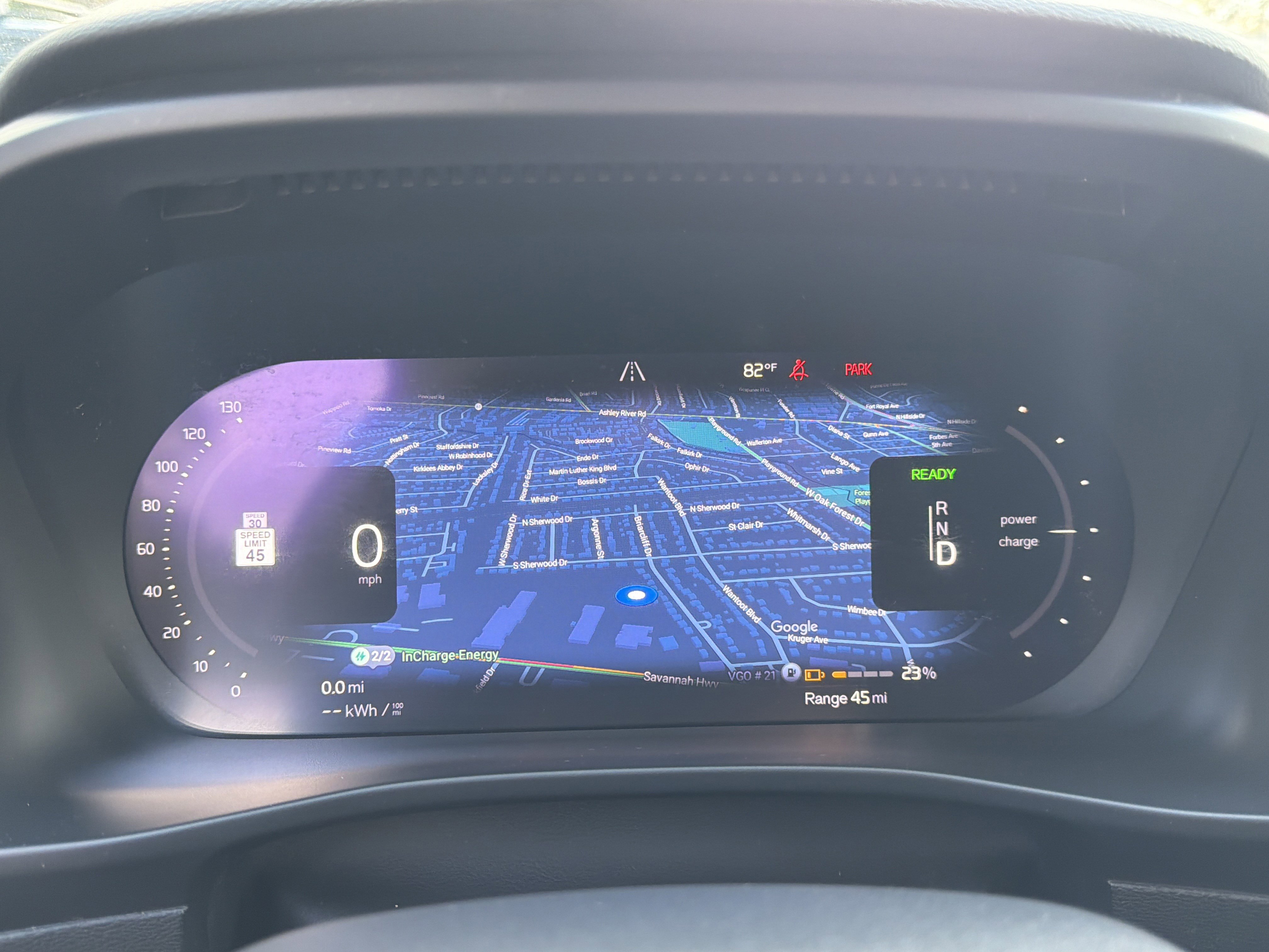 Certified 2022 Volvo XC40 P8 Recharge Plus image 21