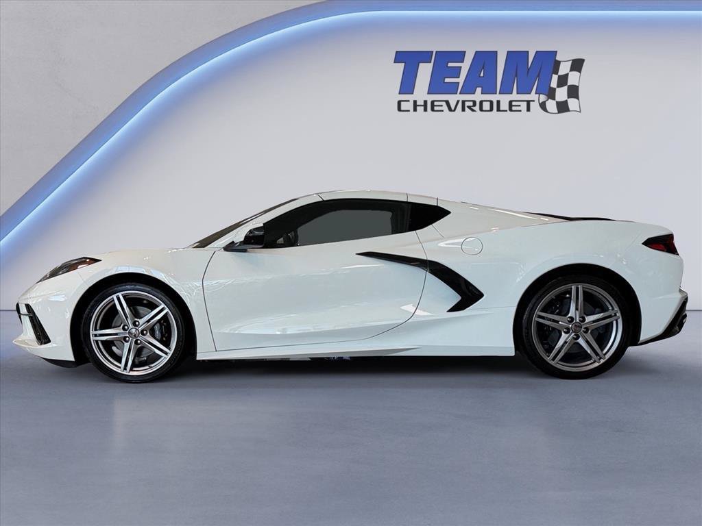 New 2027 Chevrolet Corvette Stingray Coupe w/ 1LT RWD image 2