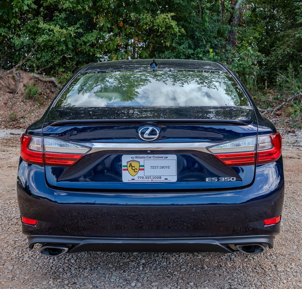 Used 2018 Lexus ES 350 w/ Premier Package FWD image 4