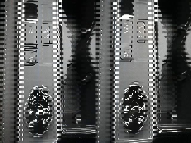 New 2026 Nissan Pathfinder SL image 17